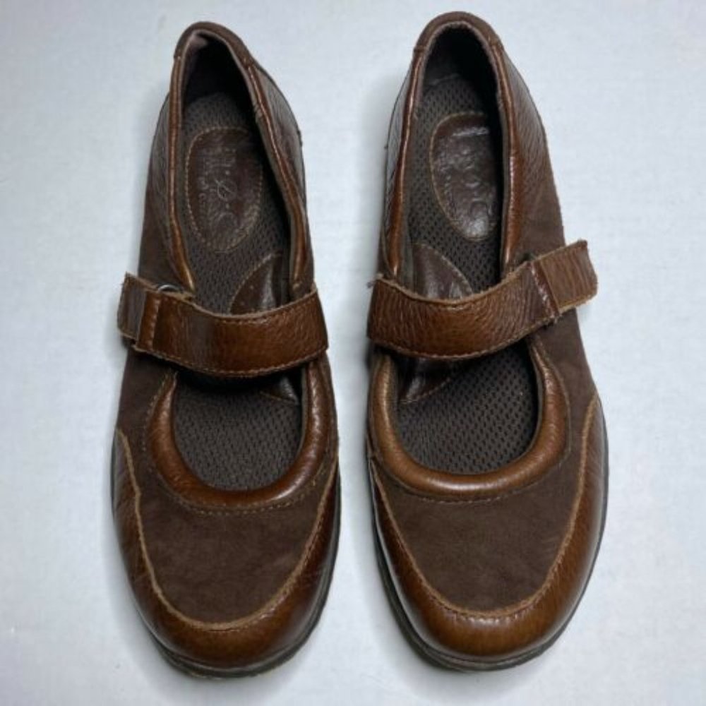 B.O.C. Born Concept Womens 7 / 38 Brown Leather Mary Jane Shoes Flats Slip On